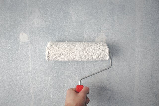 painting-a-rental-wall